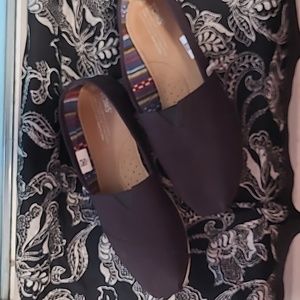 TOMS | Alpargatas | Black | Women's 9